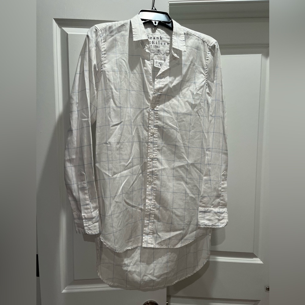 NWT Frank and Eileen Grayson Button Super Soft Shirt White Blue Grid S